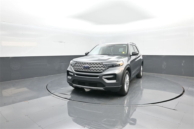 2022 Ford Explorer Limited photo 2