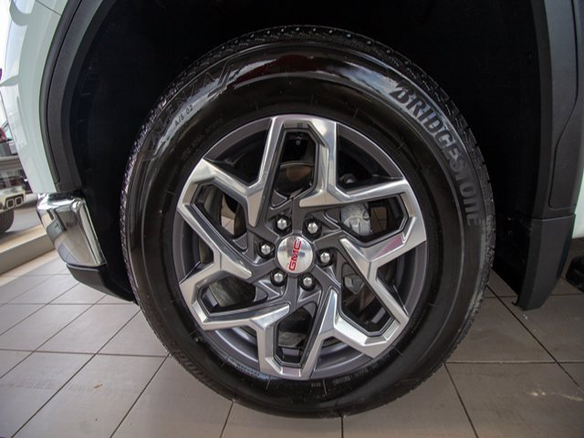 2024 Gmc Sierra 1500 SLT photo 23