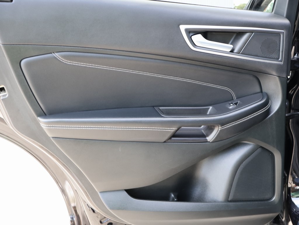 2023 Ford Edge Titanium photo 15