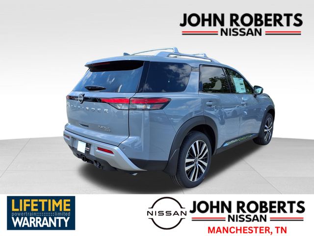 2025 Nissan Pathfinder Platinum photo 14