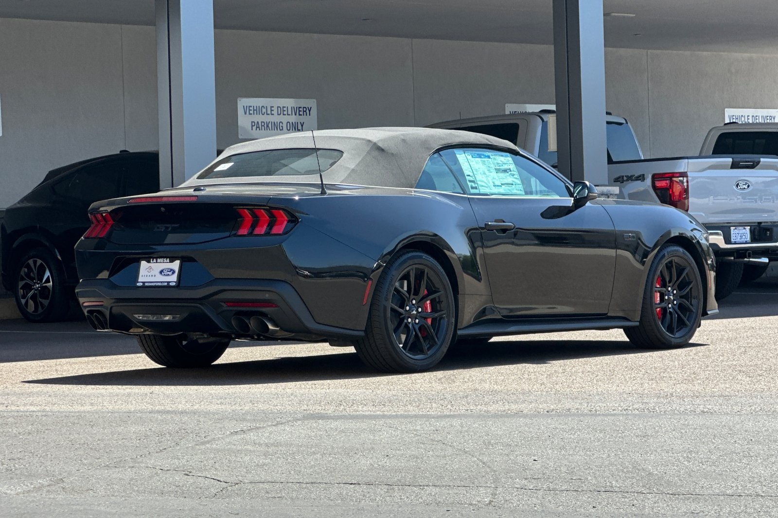 2025 Ford Mustang GT Premium Convertible photo 3