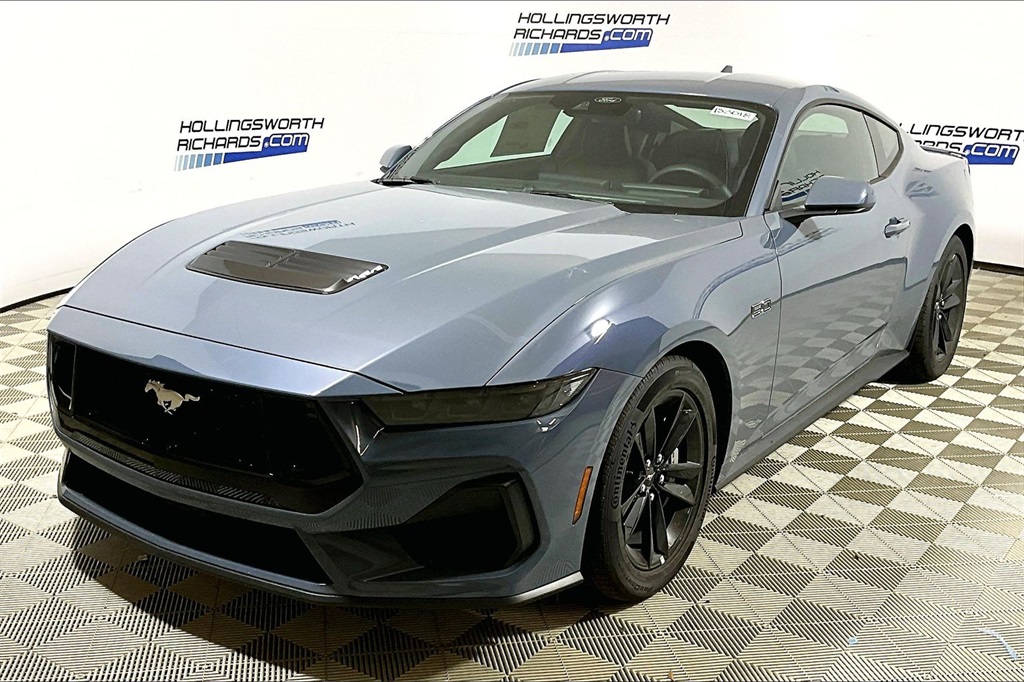 2025 Ford Mustang GT's photo