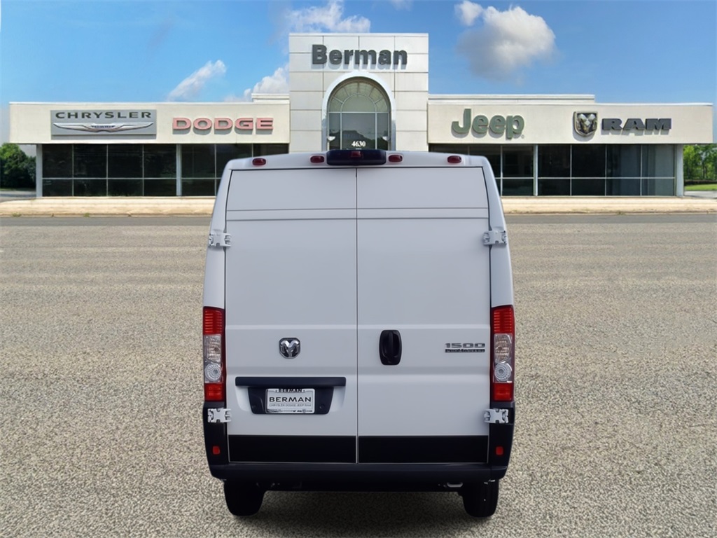 2025 Ram ProMaster 1500 photo 3