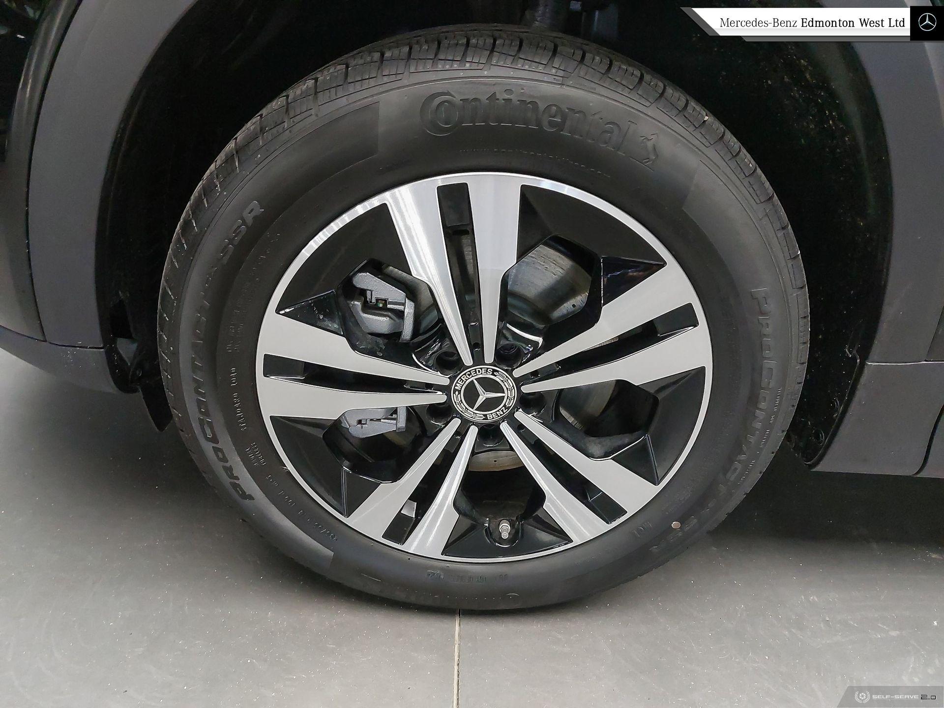 2025 Mercedes Benz GLB 250 4MATIC photo 4