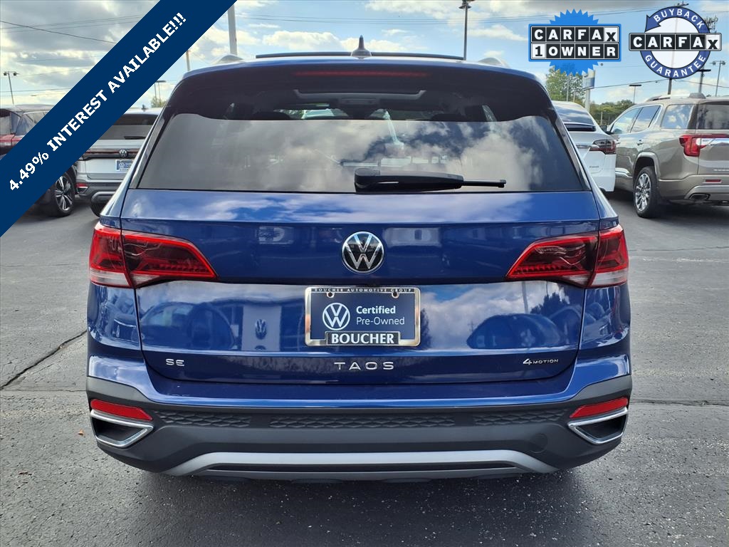 2022 Volkswagen Taos SE photo 2