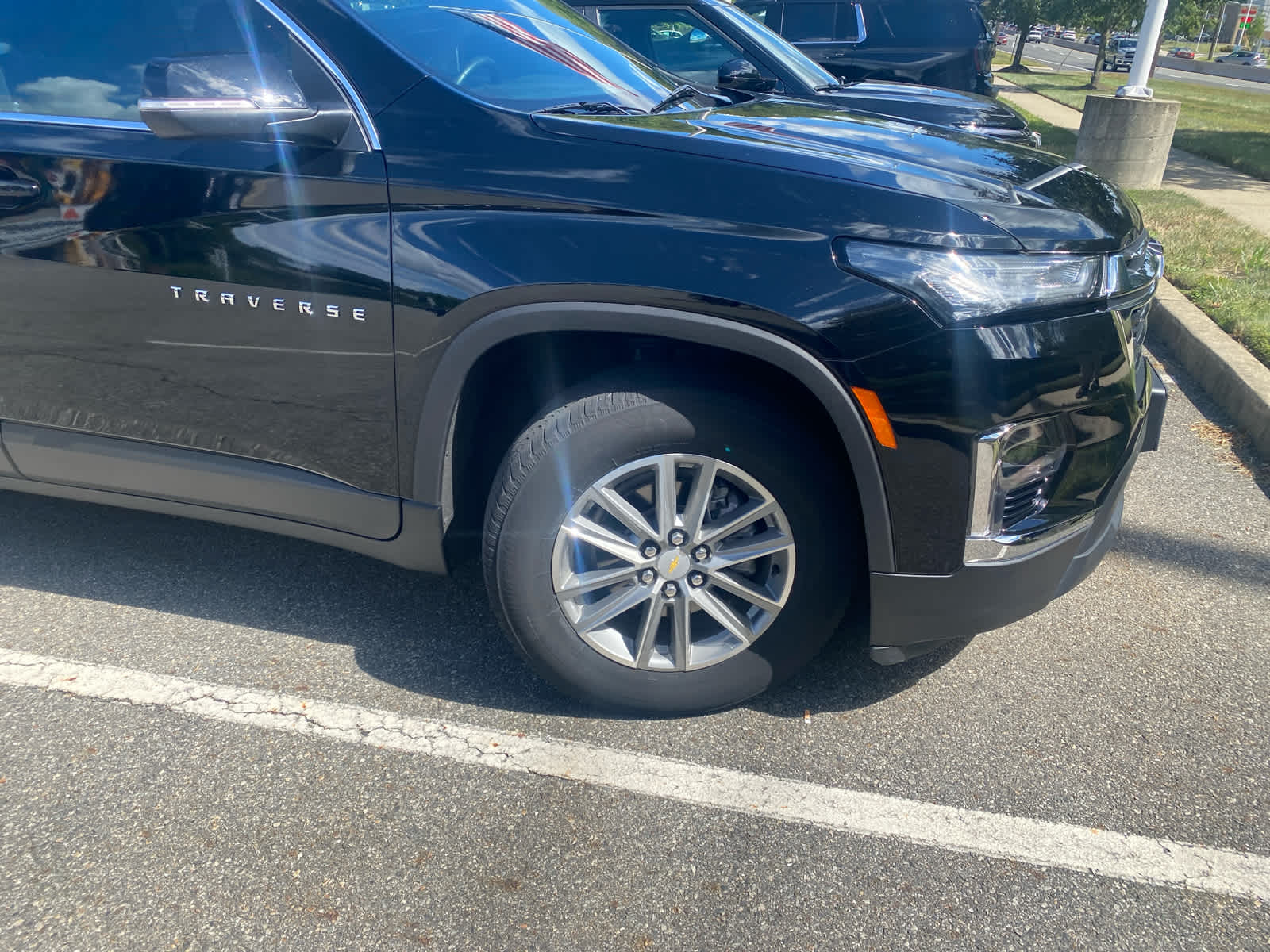 2023 Chevrolet Traverse Cloth photo 5