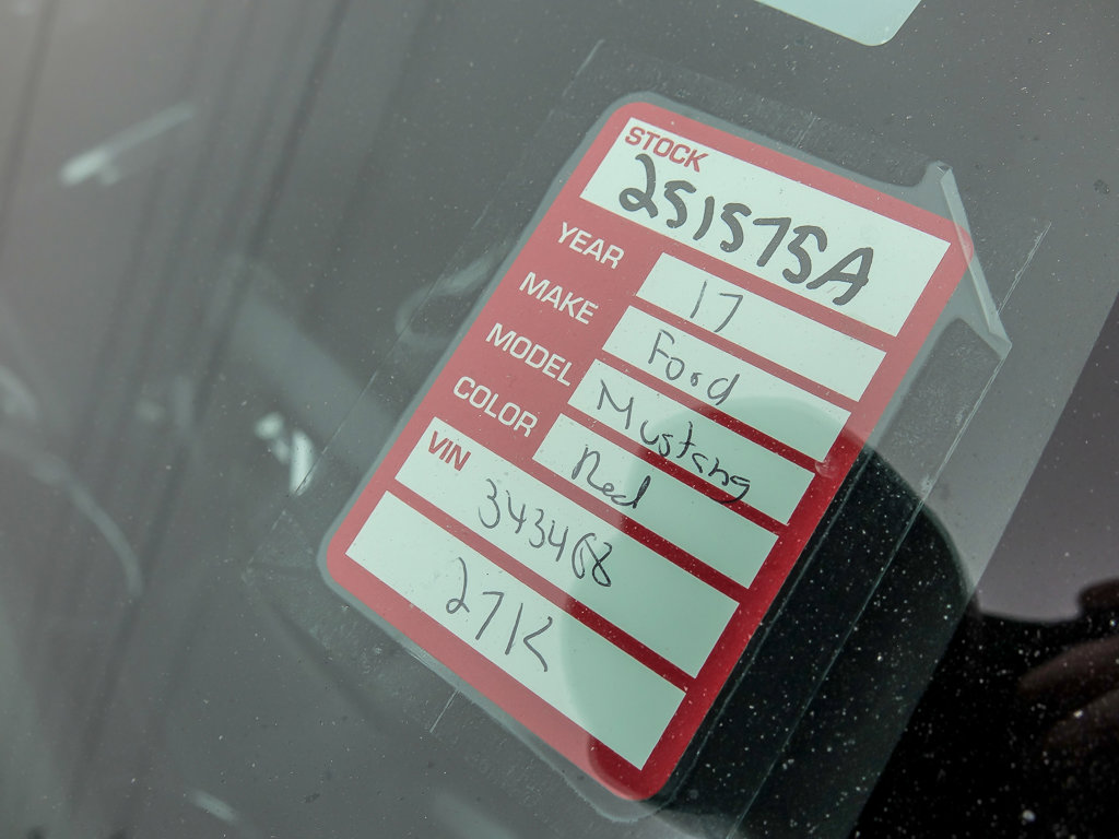 2017 FORD MUSTANG - Image 24