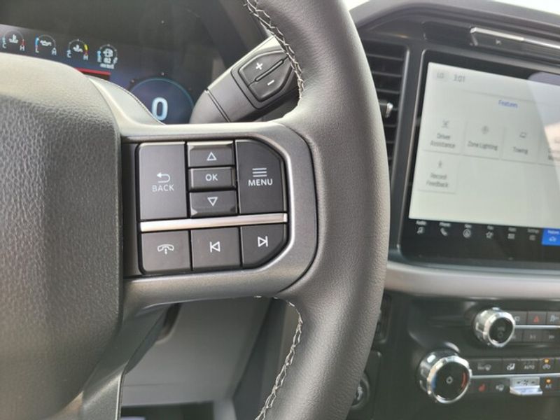 2025 Ford F-150 XLT photo 19