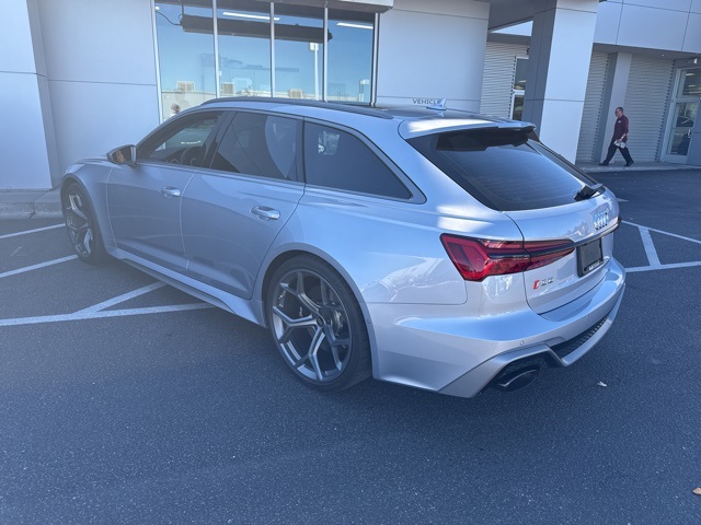 2025 Audi RS 6 Avant Performance Base photo 4