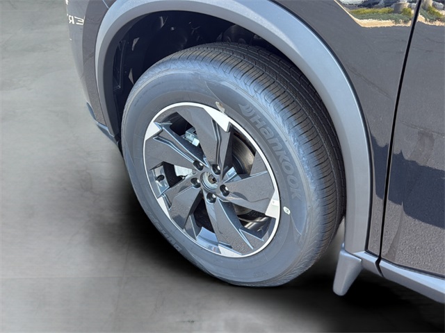 2026 Nissan Rogue SV photo 11