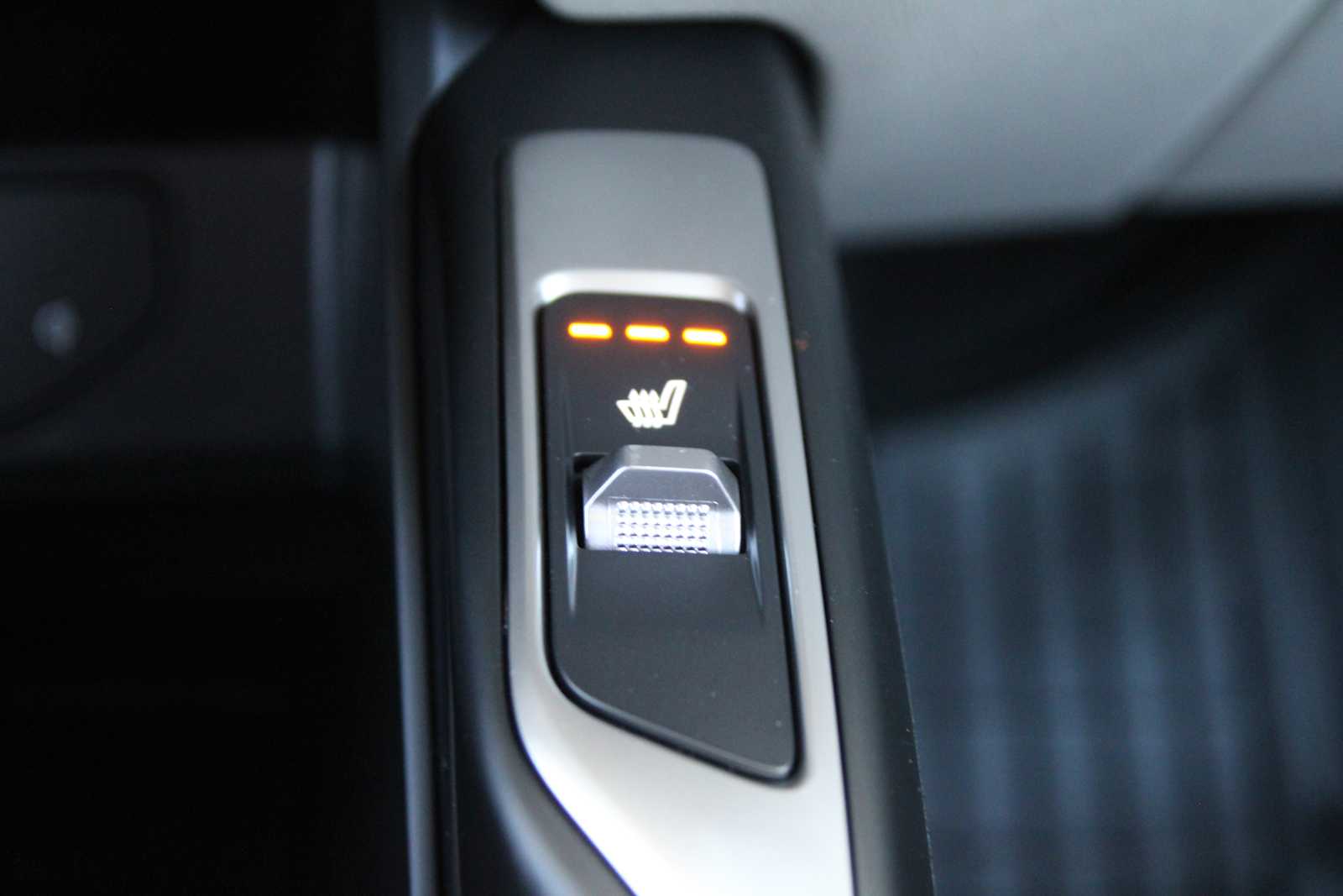 2025 Kia Sorento EX photo 34
