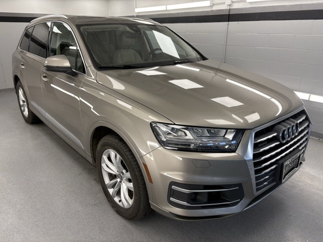 2017 Audi Q7 3.0T Premium Plus photo 3