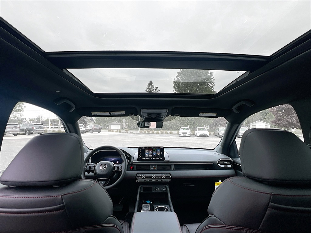 2025 Honda Pilot Black Edition photo 6