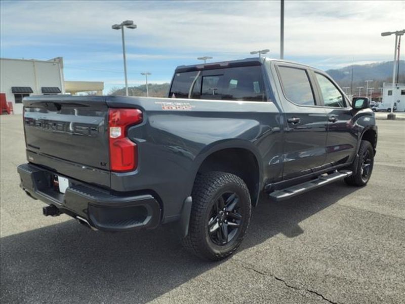 2021 Chevrolet Silverado 1500 LT Trail Boss photo 3