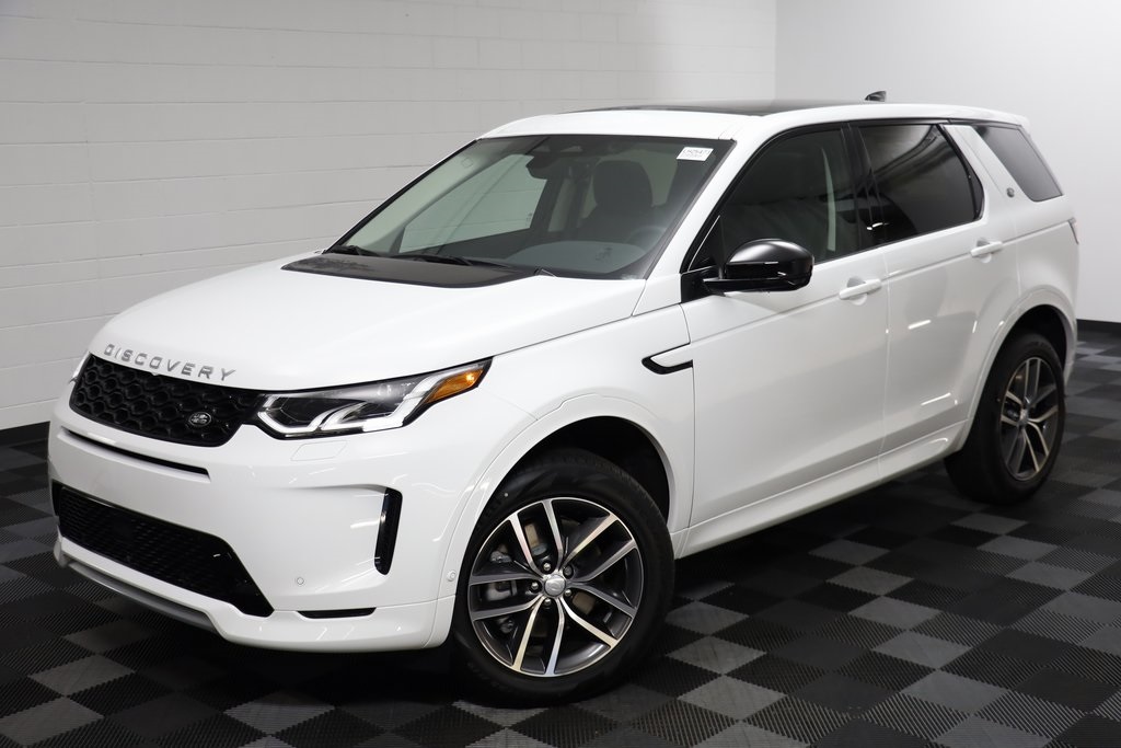 2025 Land Rover Discovery Sport S photo 3