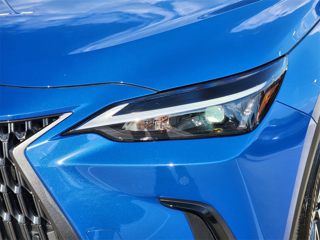 2025 Lexus NX 250 Premium photo 9