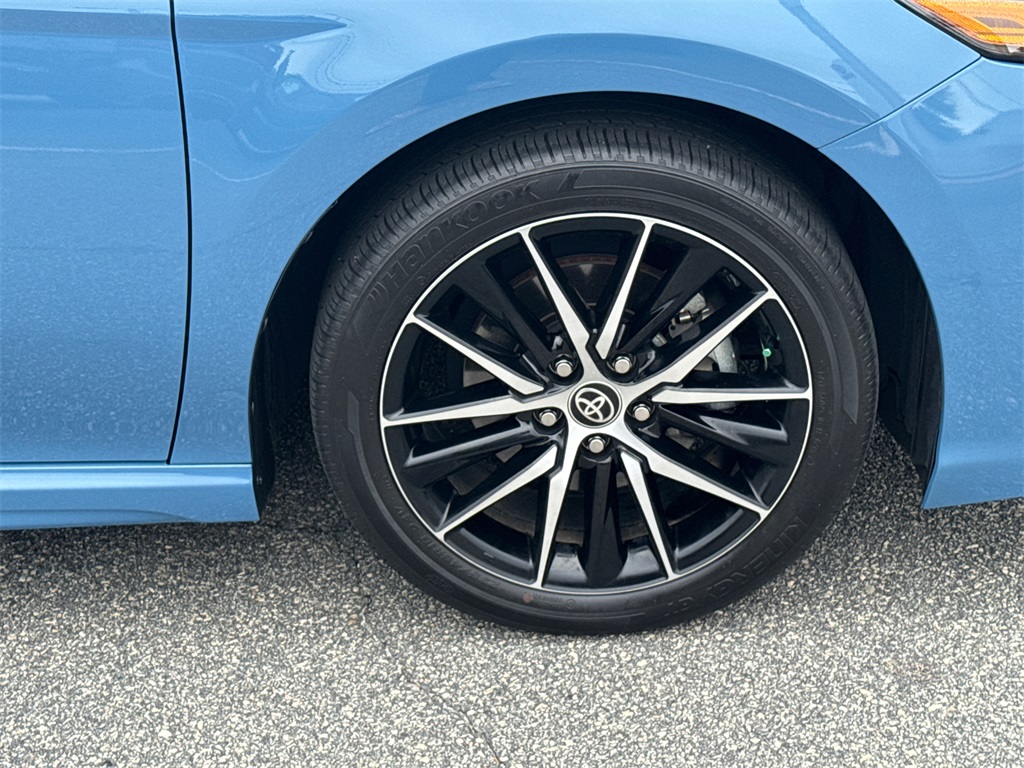 2023 Toyota Camry SE photo 12