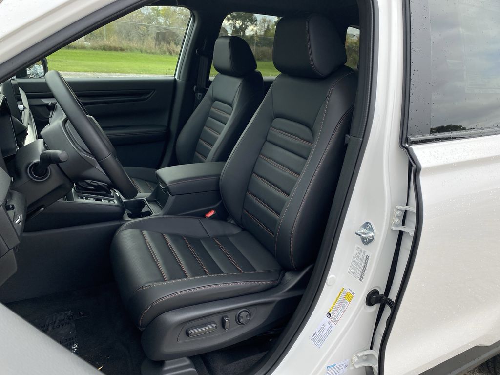 2026 Honda CR-V Hybrid Sport-L photo 3