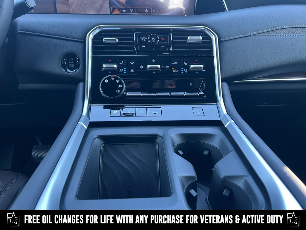 2026 Nissan Armada Platinum photo 3