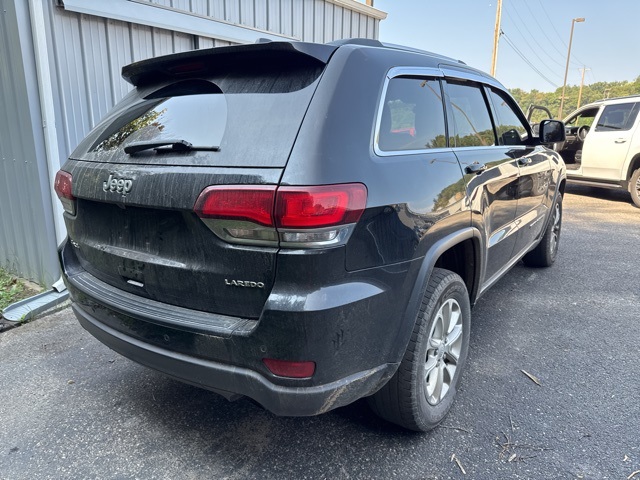 2021 Jeep Grand Cherokee Laredo E photo 3
