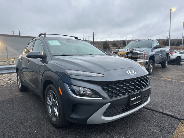 2023 Hyundai Kona SEL photo 2