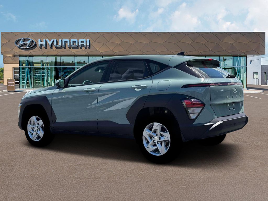 2026 Hyundai Kona SE photo 3