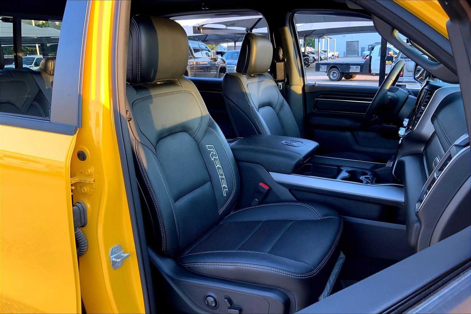 2023 Ram 1500 Rebel photo 8
