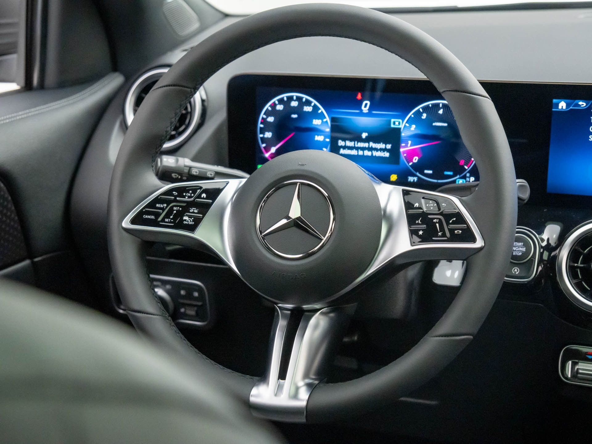 2026 Mercedes Benz GLA 250 4MATIC photo 10