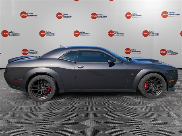 2022 Dodge Challenger R/T Scat Pack Widebody photo 3