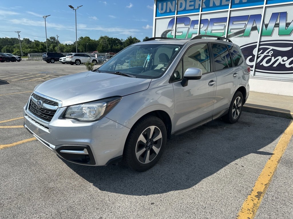 Used 2017 Subaru Forester Premium with VIN JF2SJAEC3HH434572 for sale in Kansas City