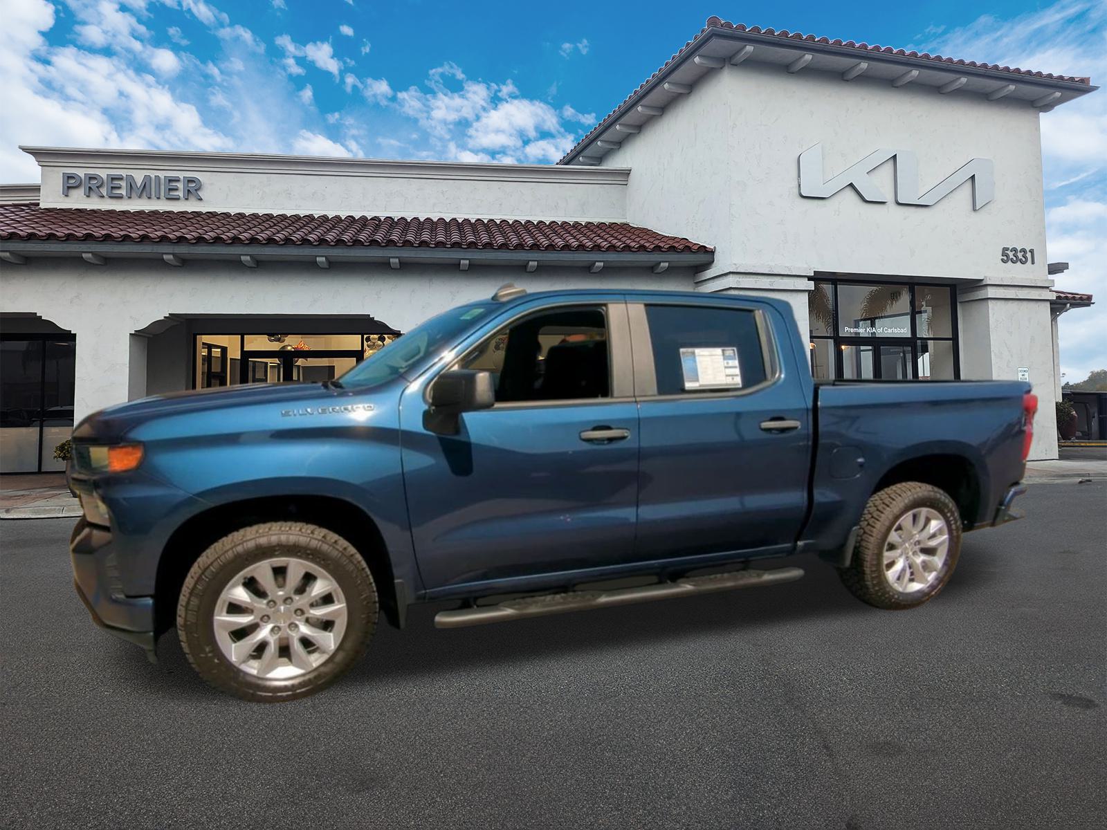 2020 Chevrolet Silverado 1500 Custom photo 3