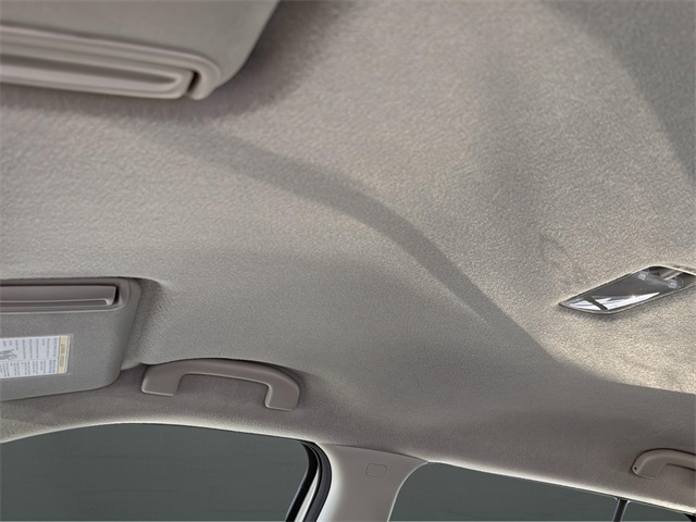 2025 Nissan Kicks Play S photo 16