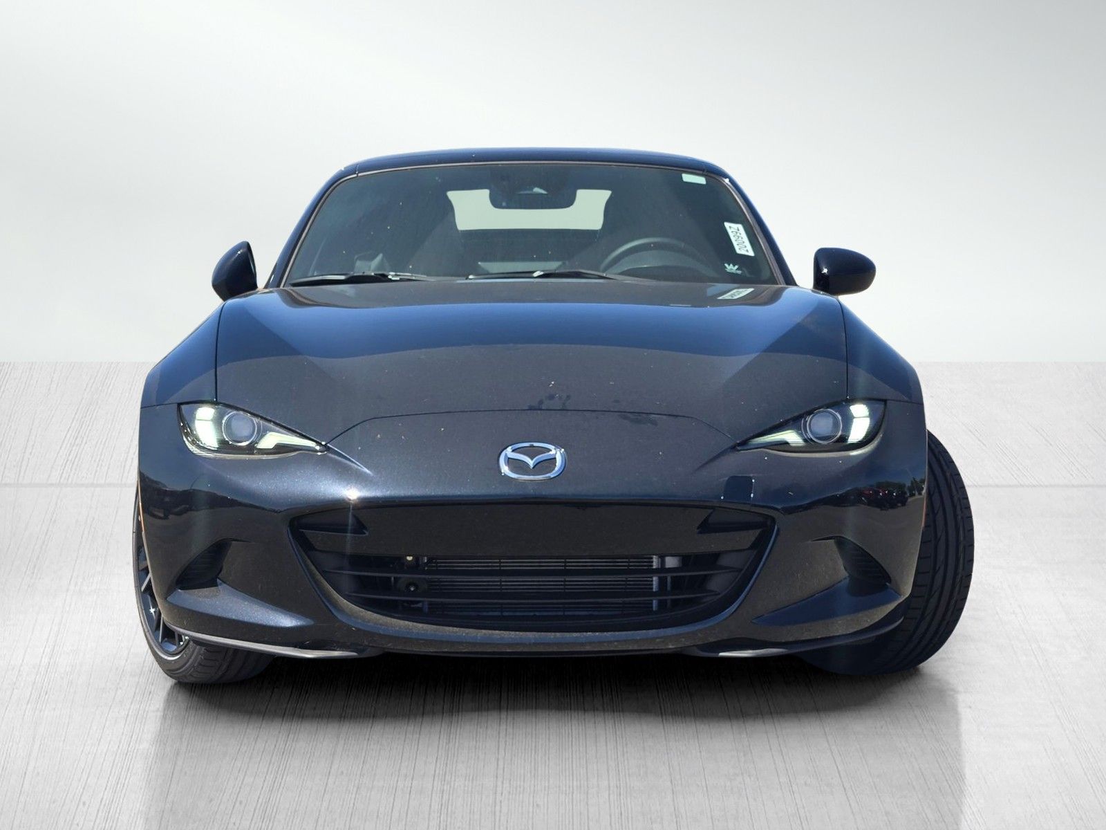 2025 Mazda MX-5 Miata Miata RF Grand Touring photo 2