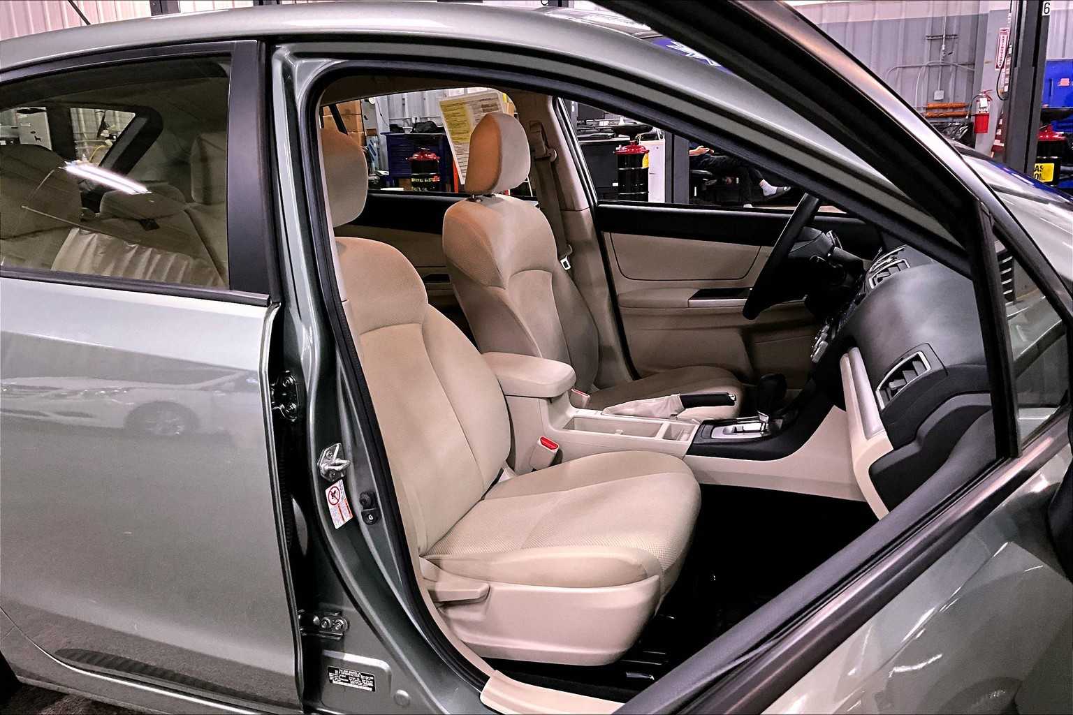 2015 Subaru Impreza 2.0i photo 8