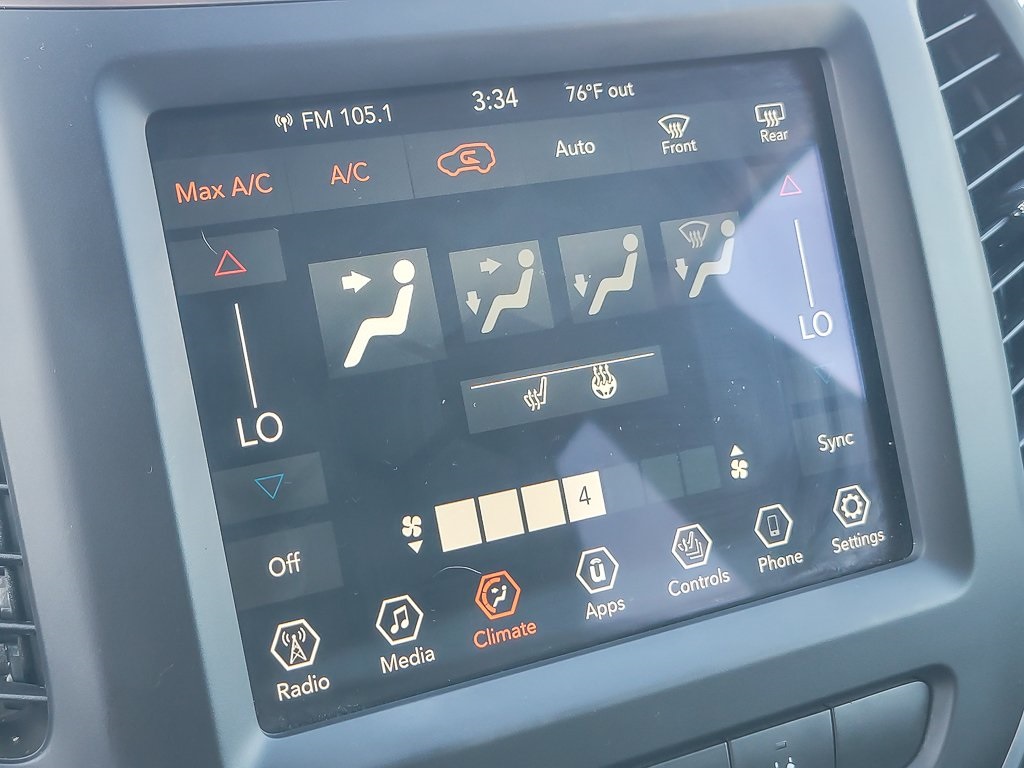 2022 Jeep Cherokee Latitude Lux photo 11