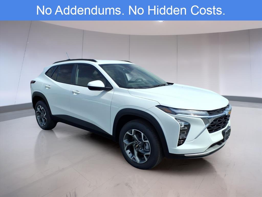 2026 Chevrolet Trax LT photo 7