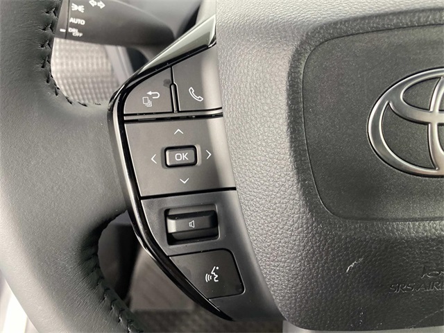 2025 Toyota bZ4X XLE photo 16