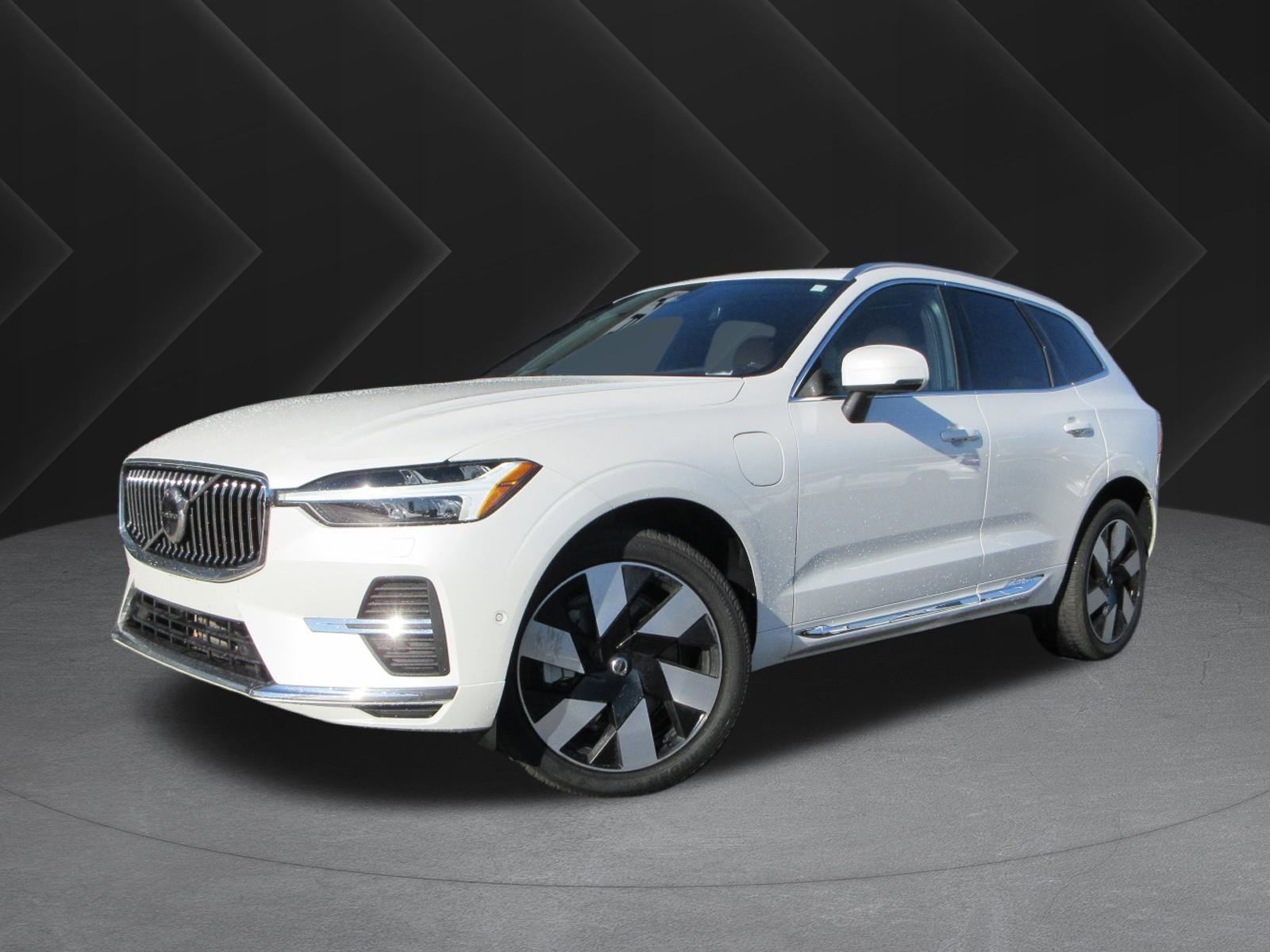2023 Volvo XC60 Ultimate's photo