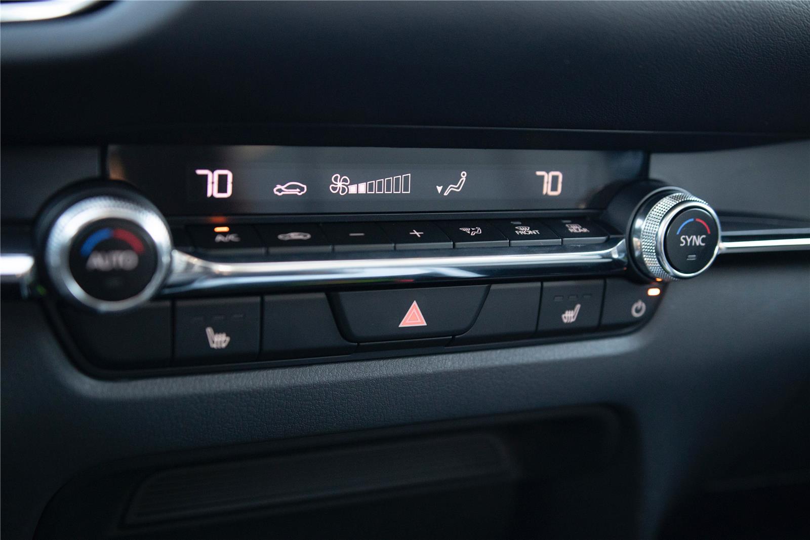 2025 Mazda CX-30 2.5 S Preferred photo 18