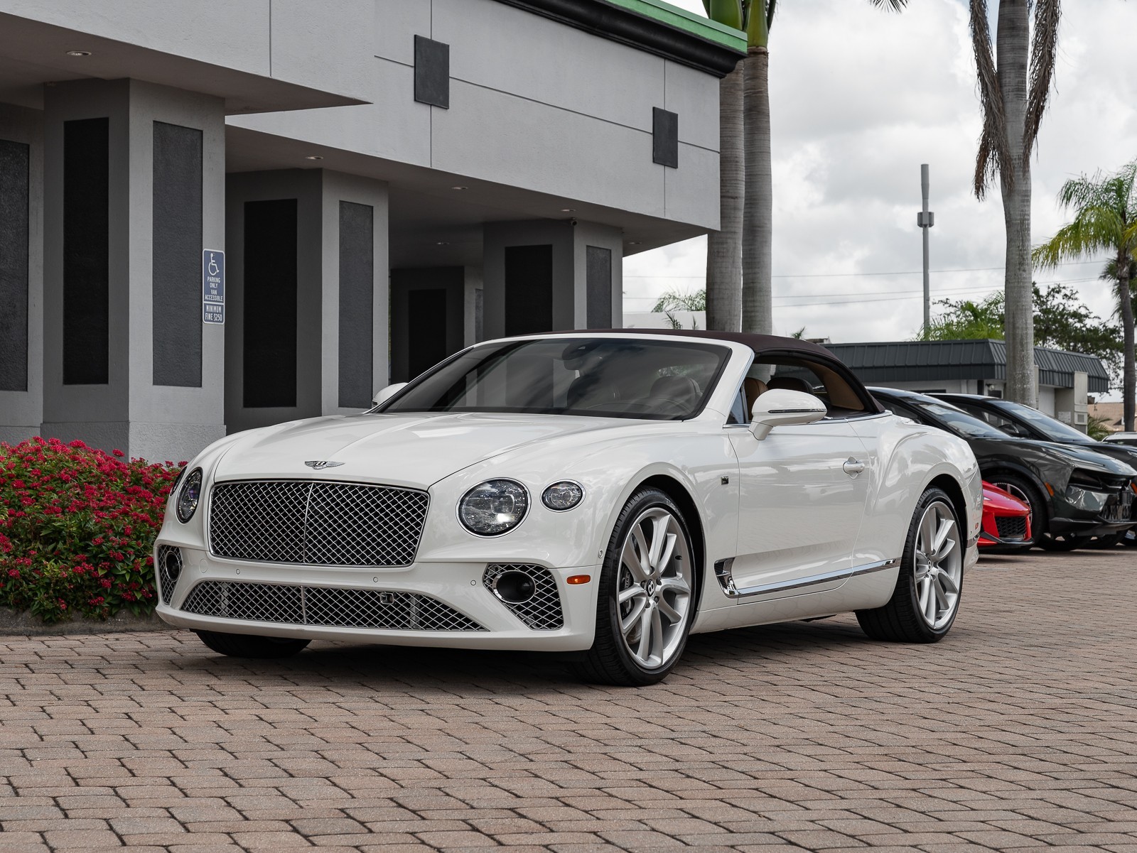 2020 Bentley Continental GTC GT V8 photo 30
