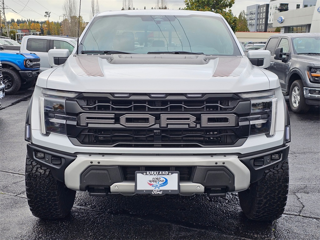 2025 Ford F-150 Raptor photo 2