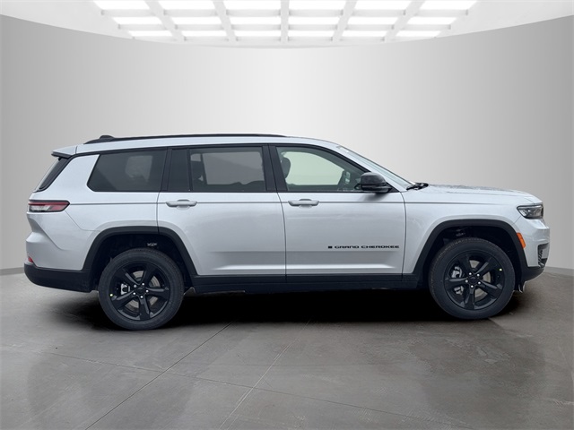2025 Jeep Grand Cherokee Altitude X photo 4