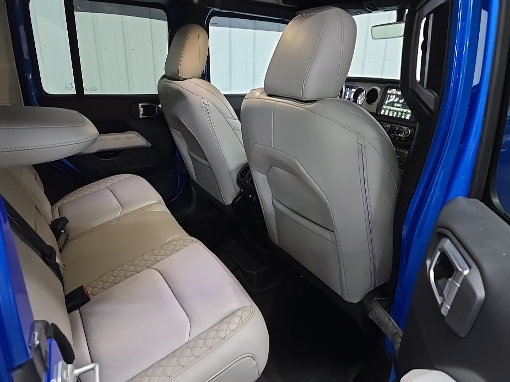 2023 Jeep Wrangler Altitude photo 16