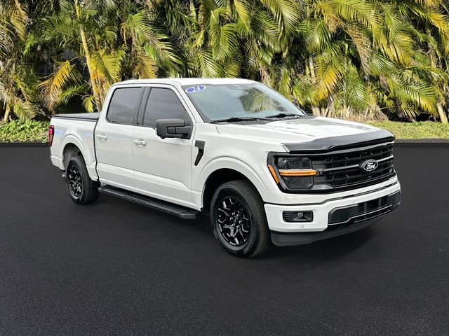 2024 Ford F-150 XLT photo 2