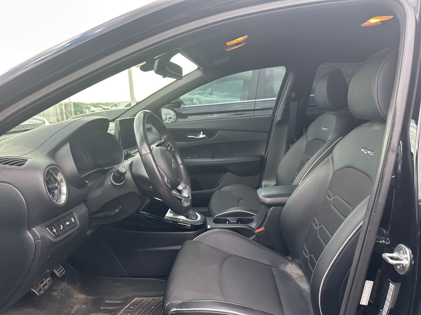2021 Kia Forte GT-Line photo 10
