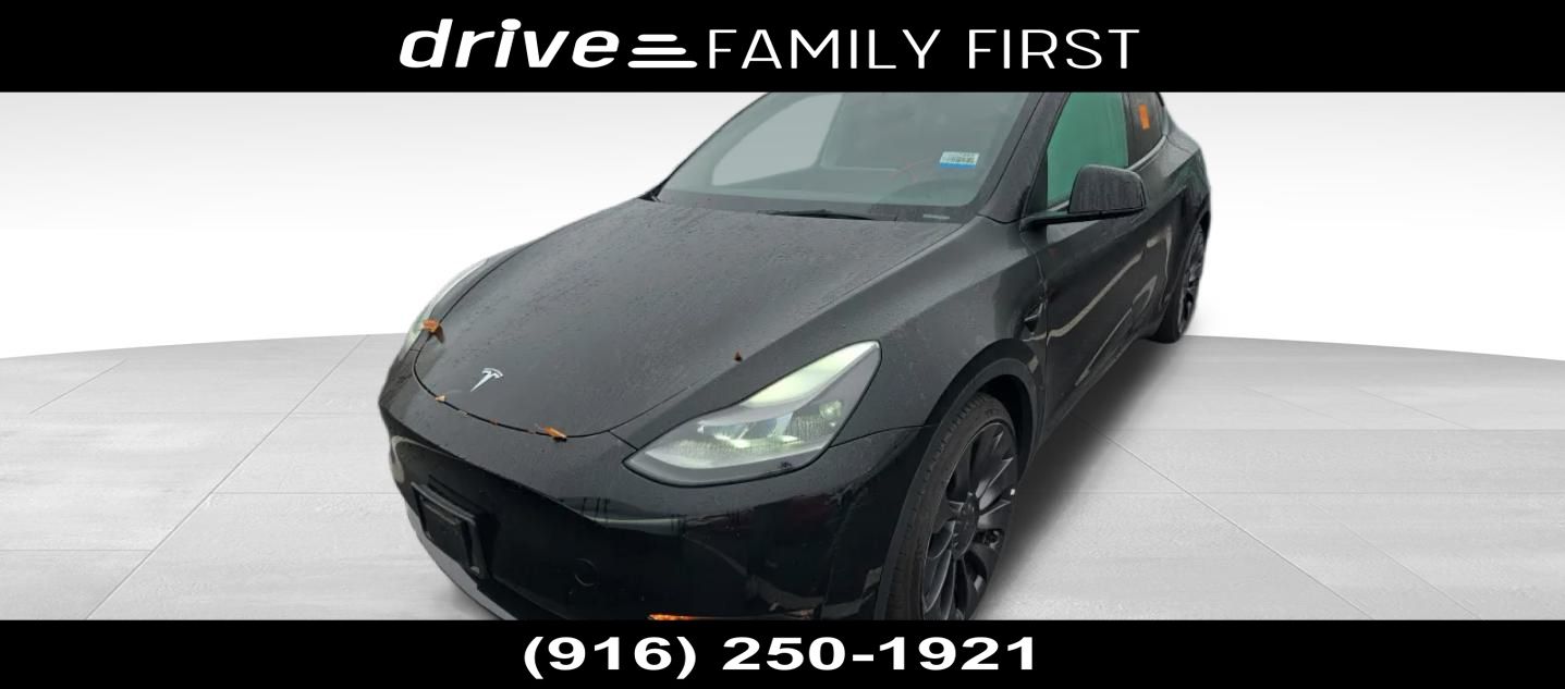 2023 Tesla Model Y Performance's photo