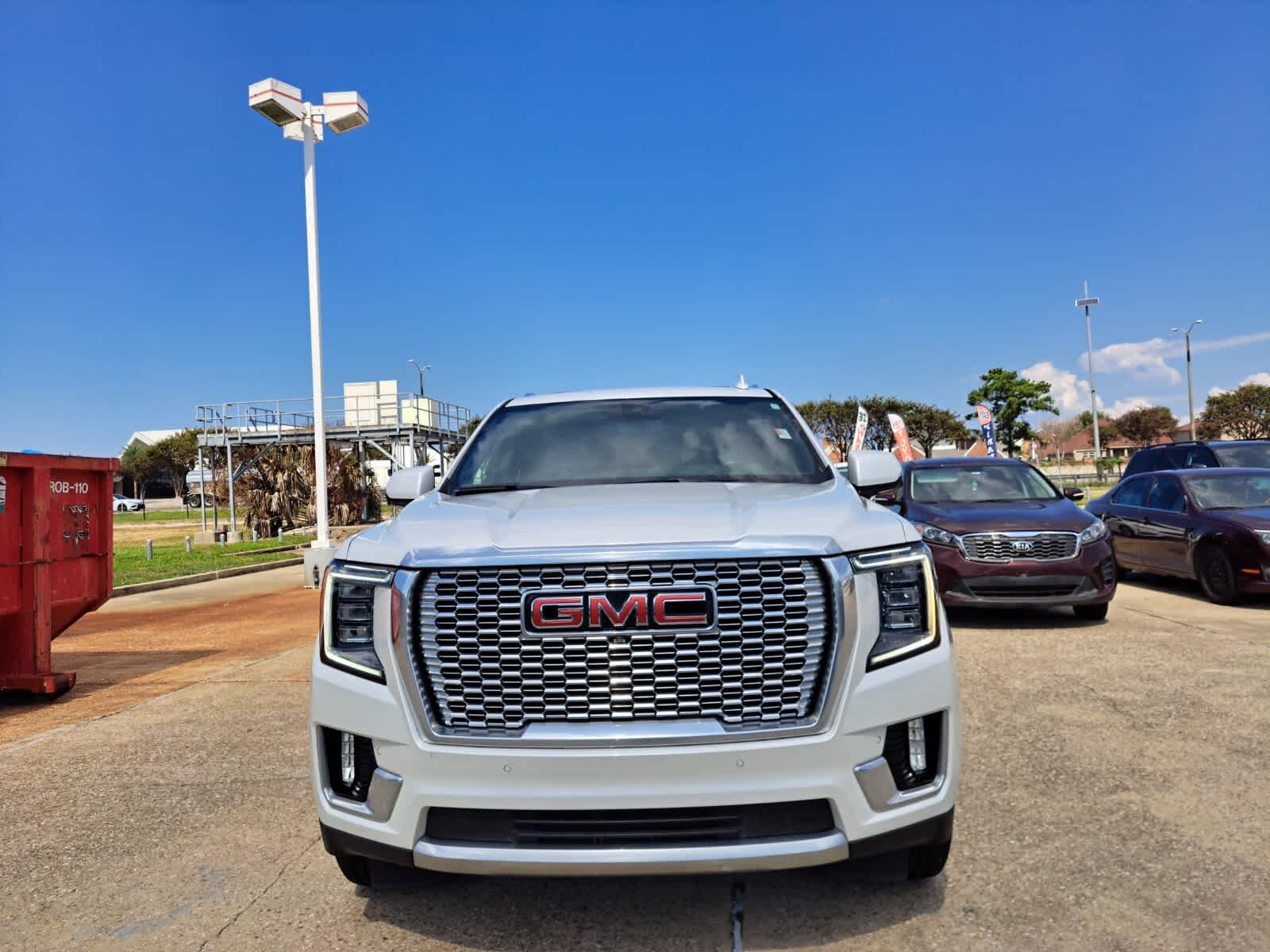 2021 Gmc Yukon Denali photo 2