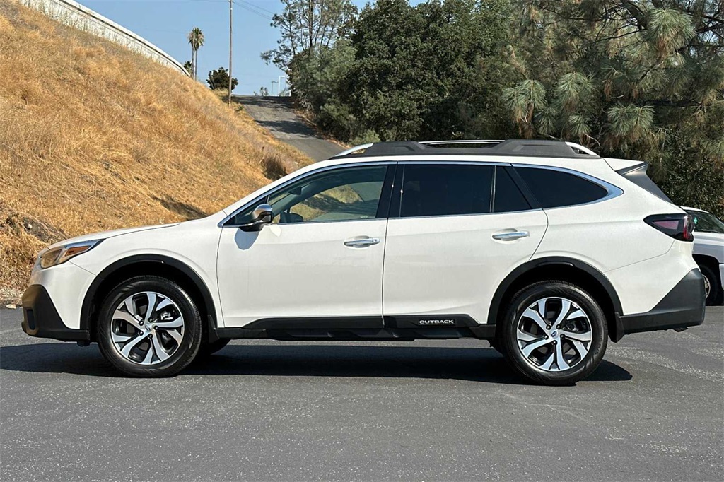 2022 Subaru Outback Touring XT photo 7