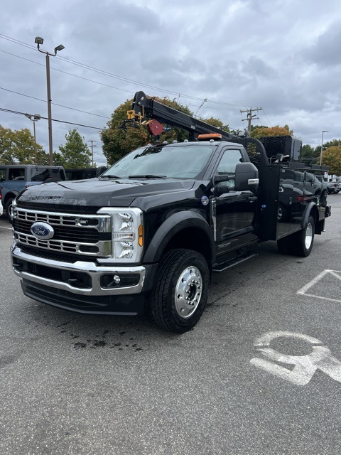 2024 Ford F-600 photo 3