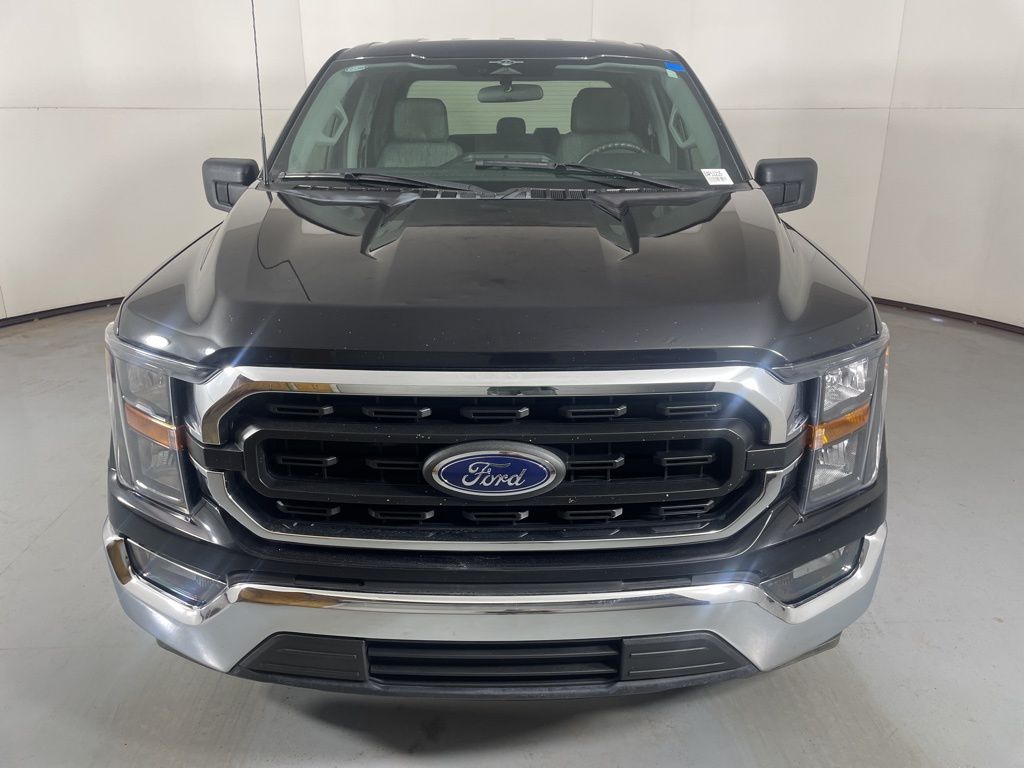 2023 Ford F-150 XLT photo 3